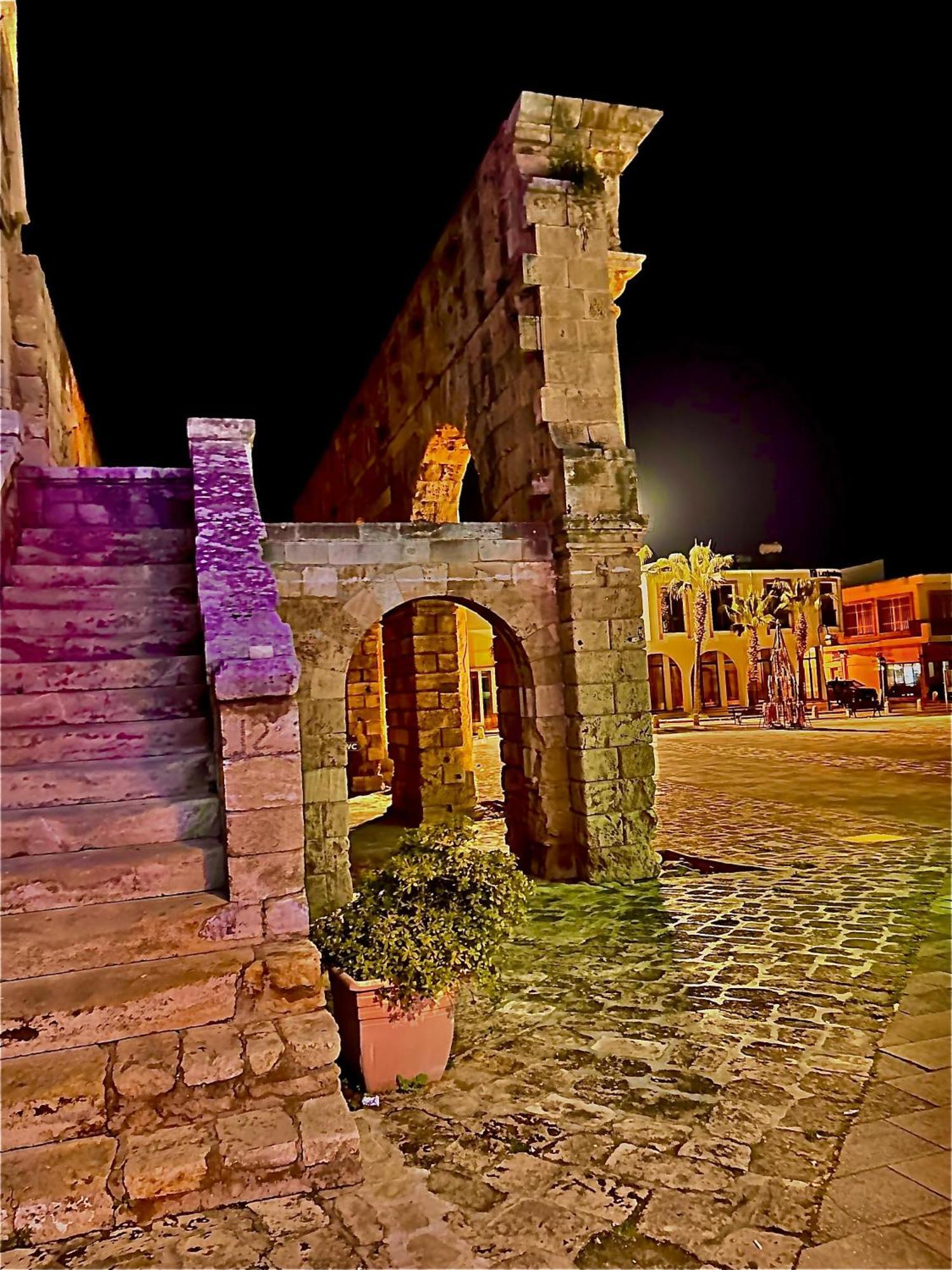 Royal Goddess Guest House, Walled City Famagusta  Esterno foto